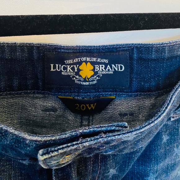 Starry jean shorts - Picture 3 of 3